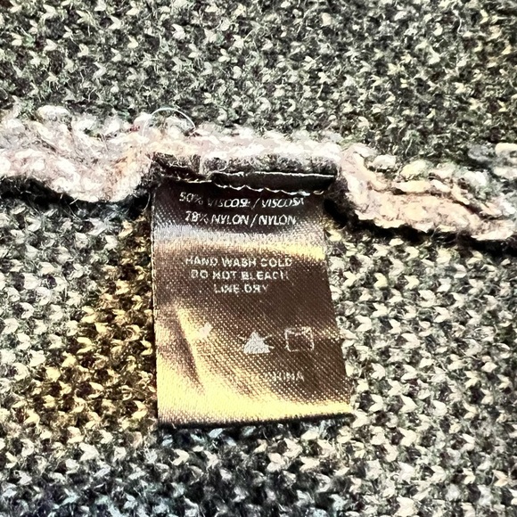 Sunday in Brooklyn Open Cardigan Sweater Heavy T45* - Picture 4 of 4